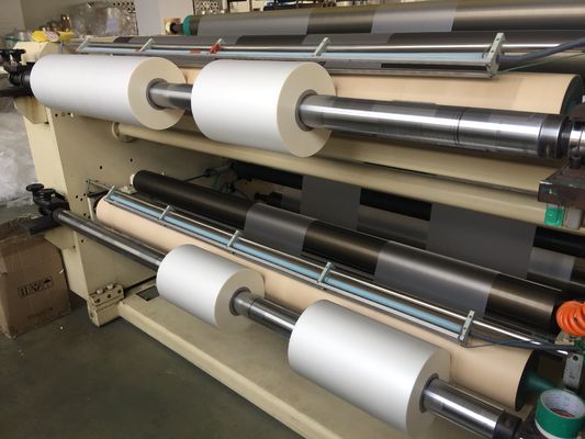 20 মাইক্রন থার্মাল ল্যামিনেটিং ফিল্ম BOPP থার্মাল ল্যামিনেটিং ফিল্ম দীর্ঘস্থায়ী সমাপ্তি এবং চমৎকার আঠালো জন্য ইভিএ দ্বারা উন্নত